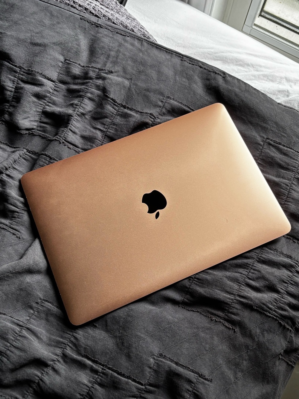 2020 MacBook Air - rose gold - bought in 2022